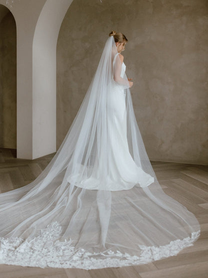 Chic Bridals Wedding Dresses Dominic Veil Danika Lace Dress | Ball Gowns Toronto  Wedding Gowns