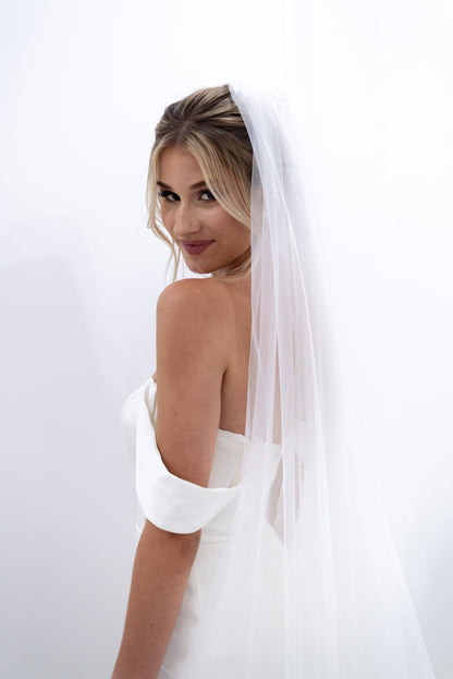 Chic Bridals Bridal Veils Cut Edge Veil Wedding Gowns