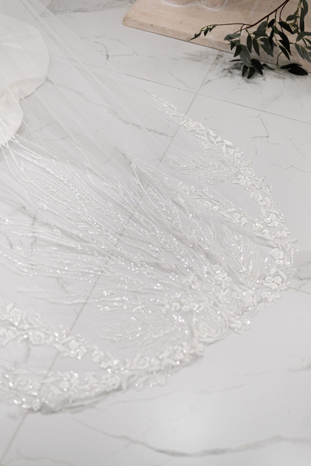 Chic Bridals Bridal Veils Dior Veil Wedding Gowns