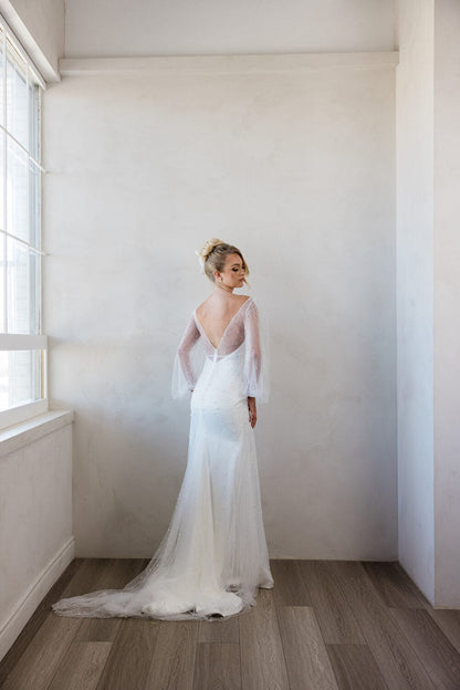 Chic Bridals Bridal Veils Pearl overlay Wedding Gowns